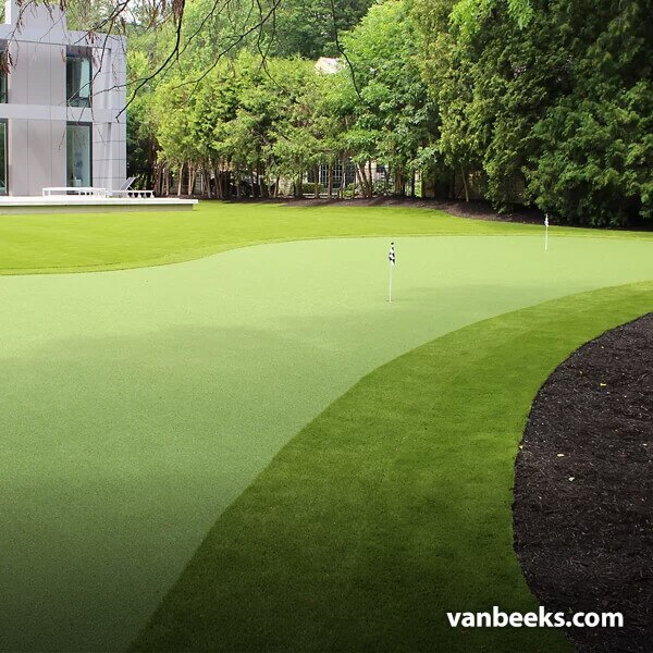 AGL Golf Leisure Putting Green